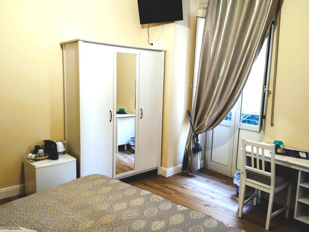 Al Quadrato D'Oro Rooms Catania Eksteriør billede